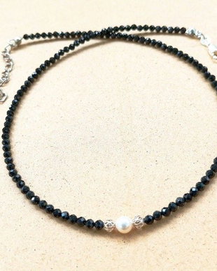 Colier spinel negru , argint , perla