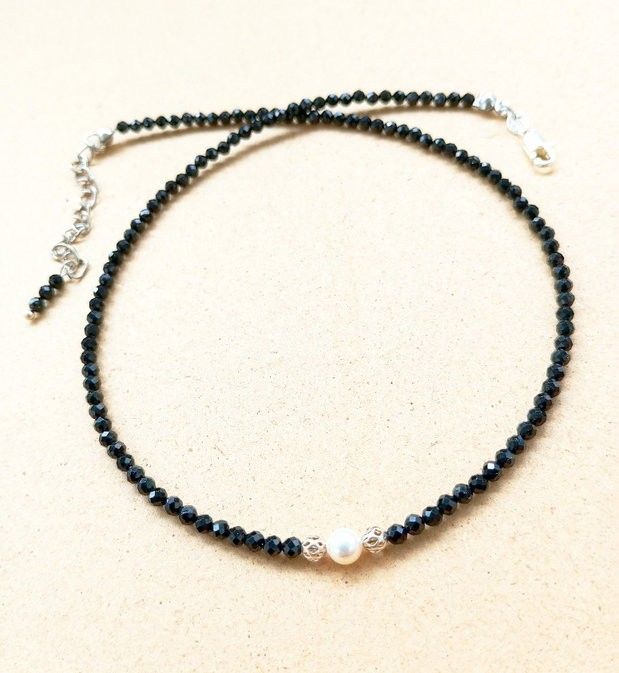 Colier spinel negru , argint , perla