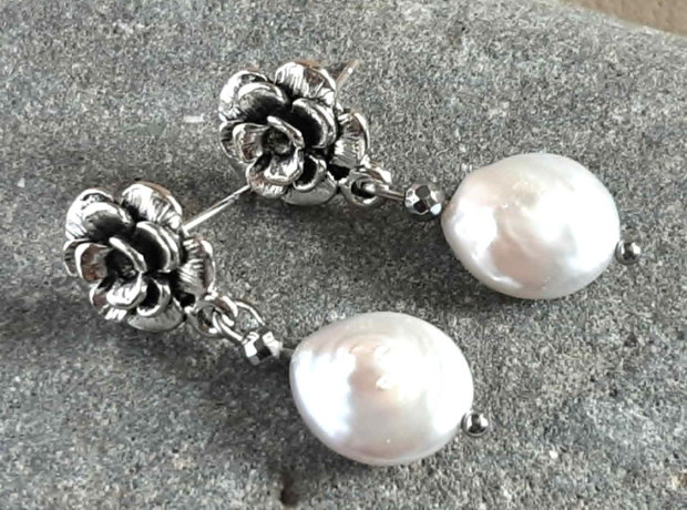 Cercei eleganți cu Perle baroc de 12 mm și surub trandafir