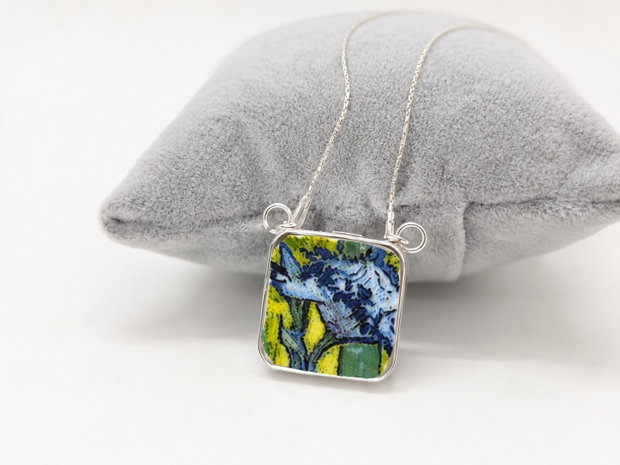 Colier "Van Gogh-Iris Galben" din fragment de portelan si argint