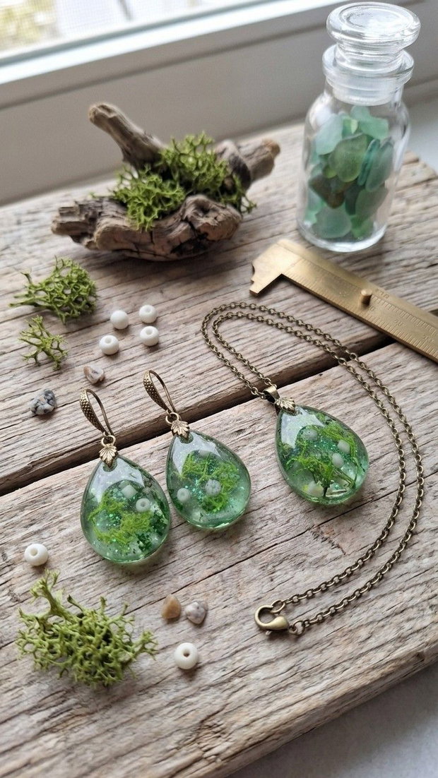 Set Bijuterii Handmade cu Mușchi Natural și Rășină Epoxidică