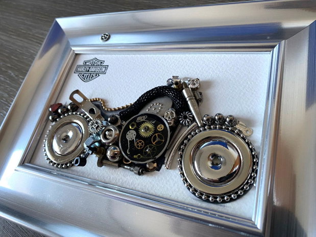 Motocicleta model Harley Davidson Cod M 669・Cadouri originale pentru barbati・Cadouri pentru ziua de nastere・Cadou 8 martie