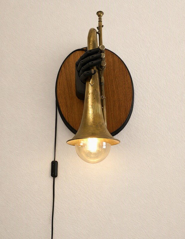 Lampă/veioză -Trompeta