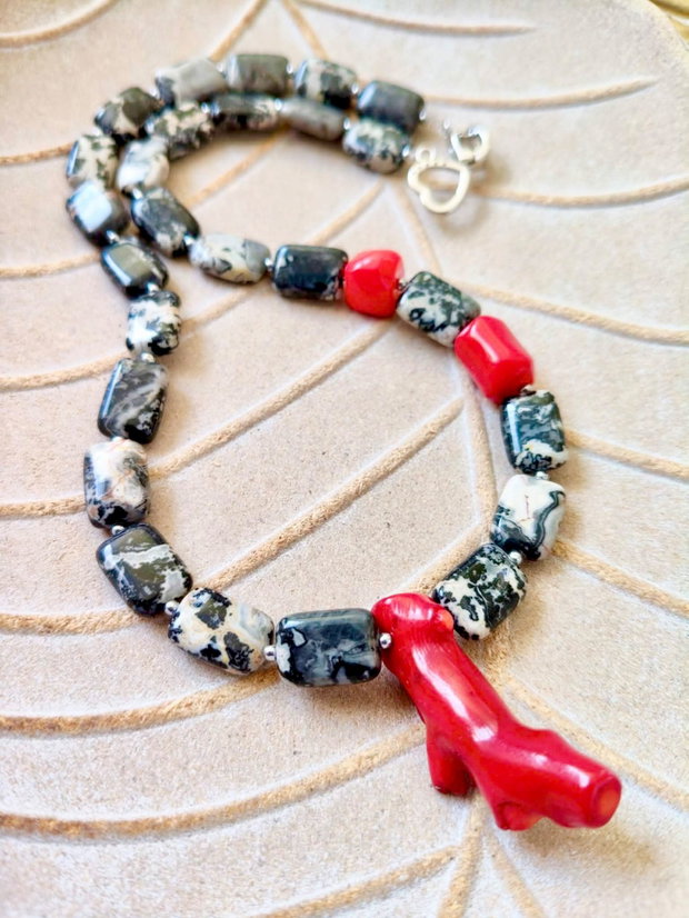 Colier jasp gri & Coral rosu
