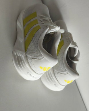 Adidas original Model Galaxy 8
