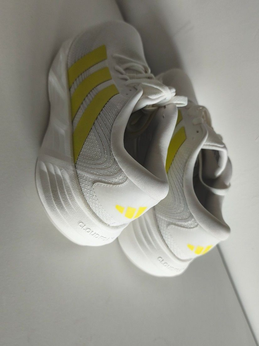 Adidas original Model Galaxy 8