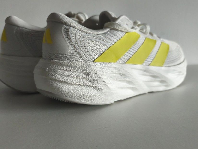Adidas original Model Galaxy 8