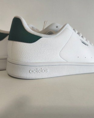 Adidas original Model Urban Court M