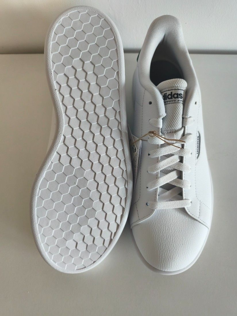 Adidas original Model Urban Court M