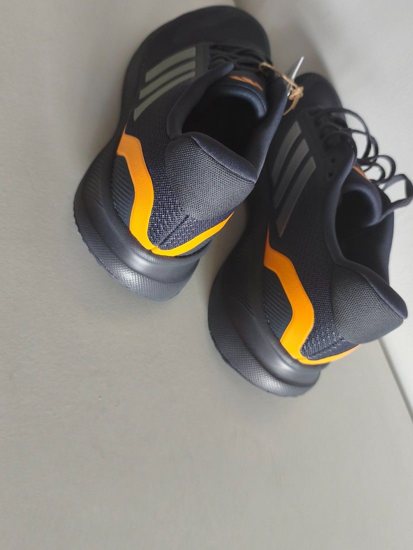 Adidas original model Run Falcon 5