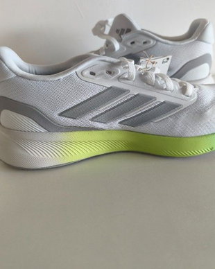 Adidas original model Run Falcon 5