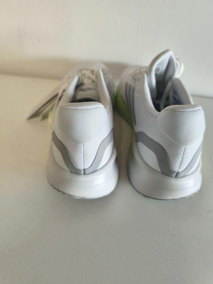 Adidas original model Run Falcon 5