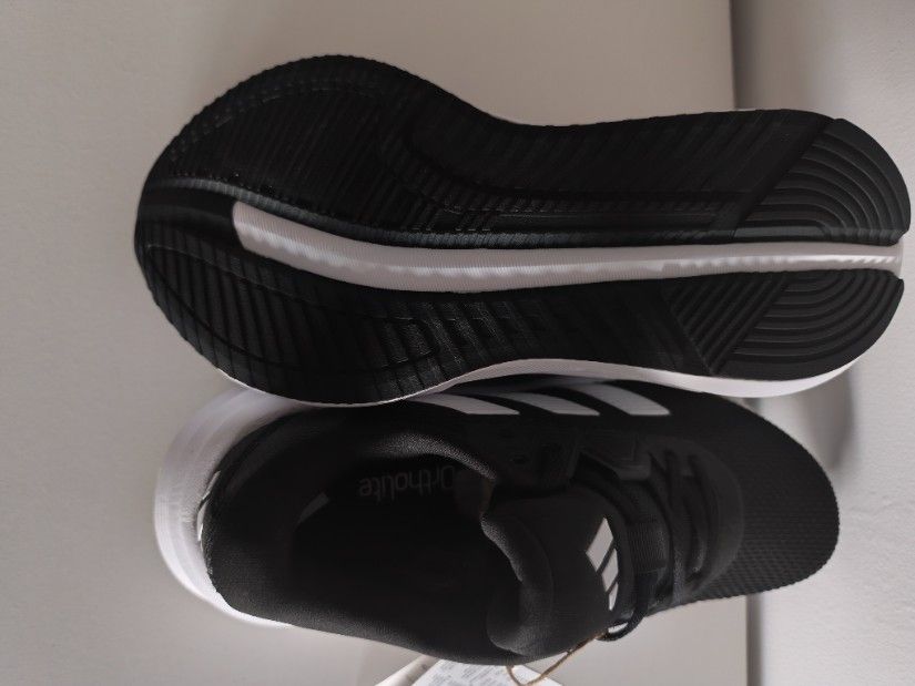 Adidas original model Galaxy 7