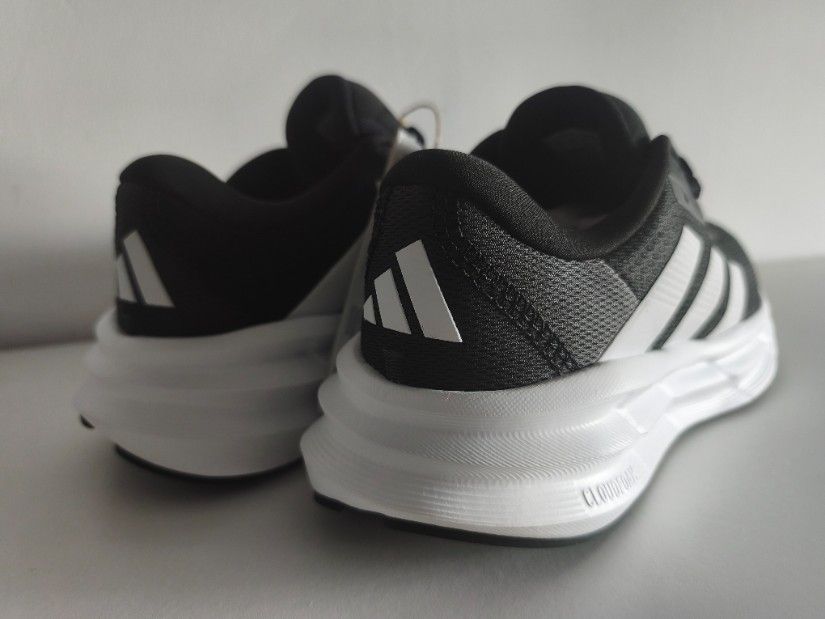 Adidas original model Galaxy 7