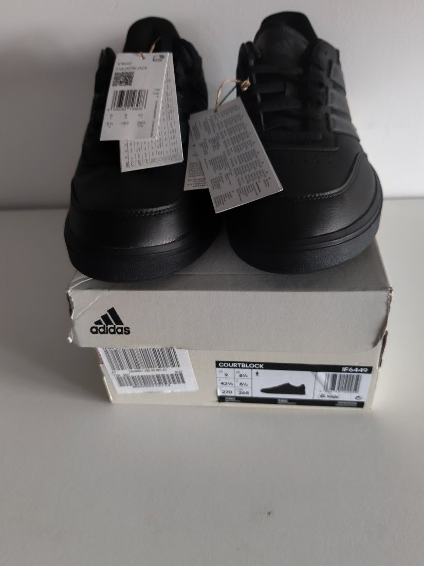 Adidas original model Courtblock