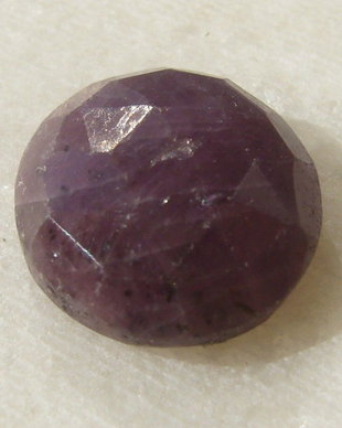 Safir fatetat cabochon aprox 12x4.7 mm