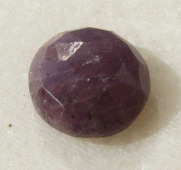 Safir fatetat cabochon aprox 12x4.7 mm