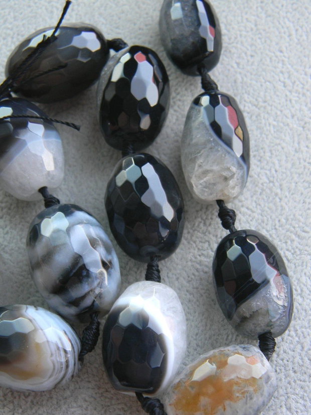 Agate fatetate (AV30)