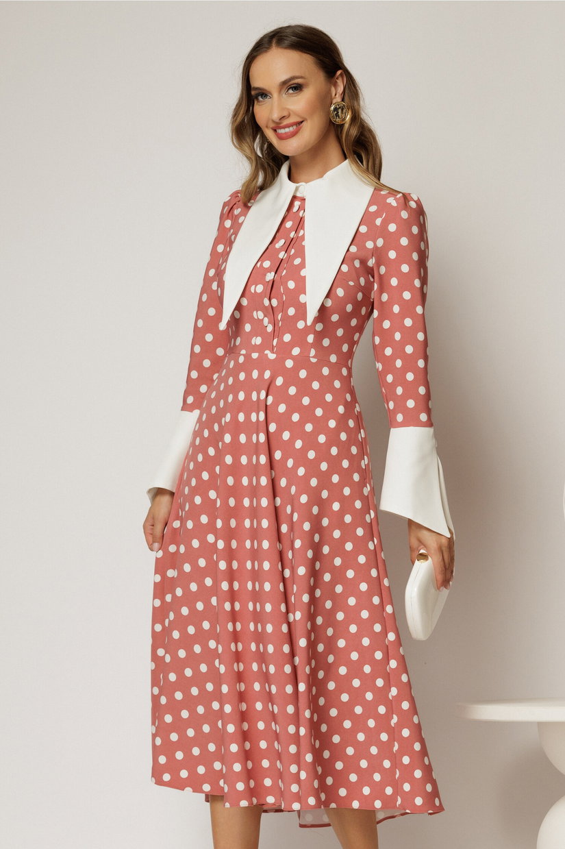Rochie midi roz coniac cu buline mici si guler ascutit