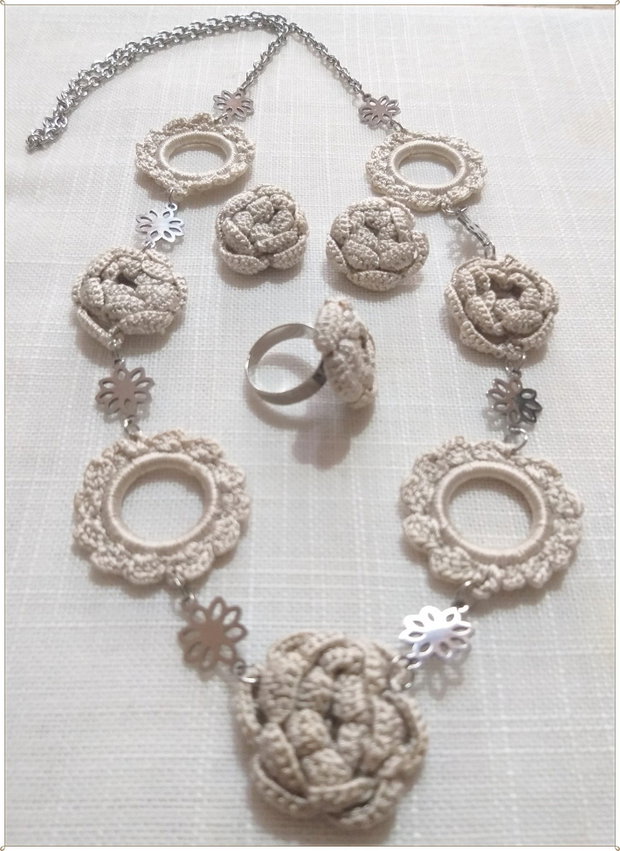 SET CROSETAT CU MATASE BEJ