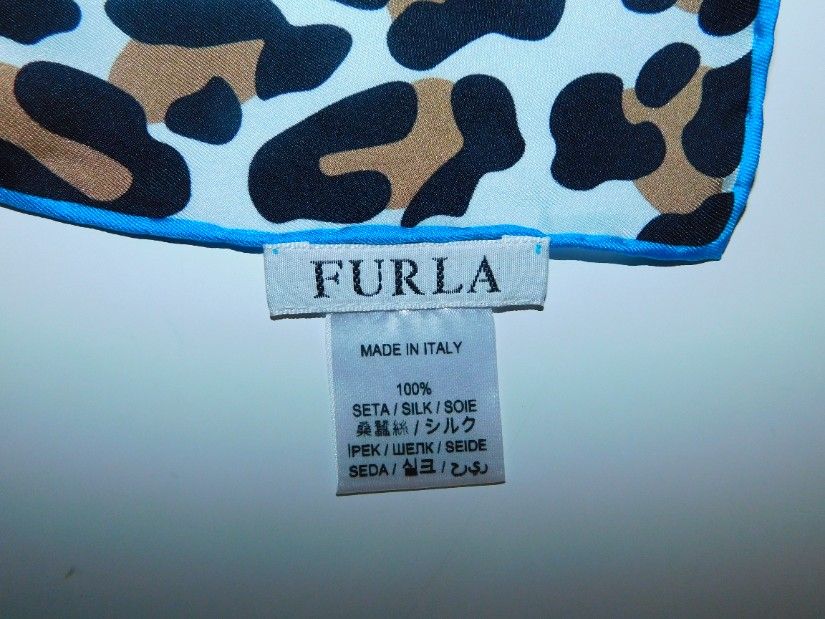 FURLA, esarfa noua, originala,matase naturala extra, produs lux, nou, fara eticheta din magazin, curier inclus