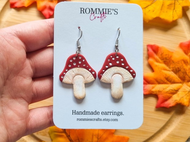 Cercei handmade ciupercute rosii, handmade din lut polimeric, stil cottagecore