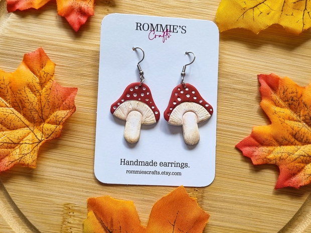 Cercei handmade ciupercute rosii, handmade din lut polimeric, stil cottagecore