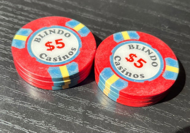 Lot 6 Jetoane Cazinou Vechi - Casino Blindo București (Anii '90) - RARE