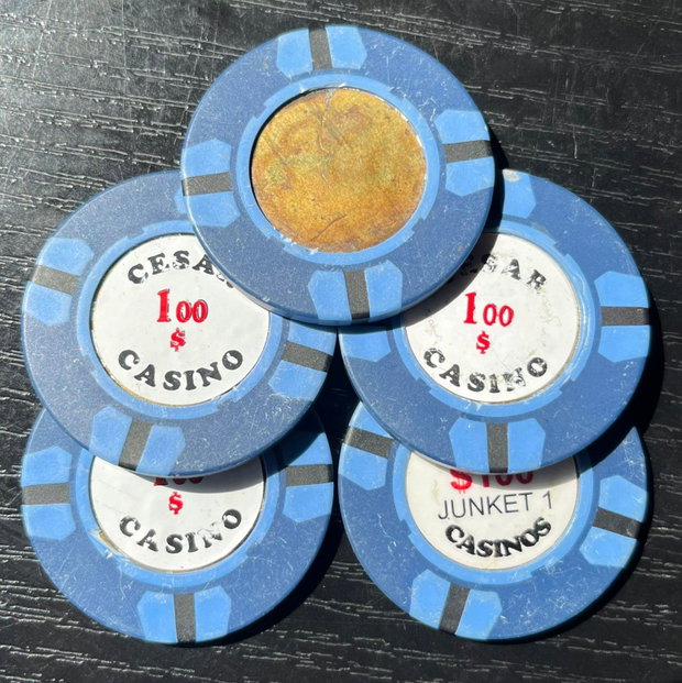 Lot Rare Jetoane Vintage Cesar Casino București Anii 90 Piesă de Colecție / Junket VIP