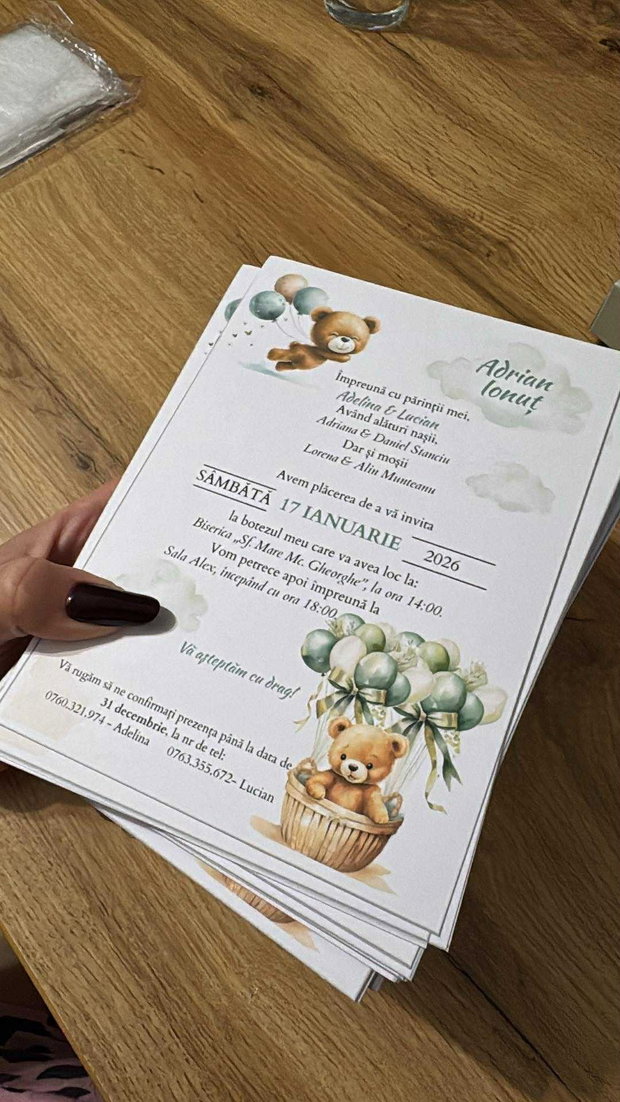Invitații botez