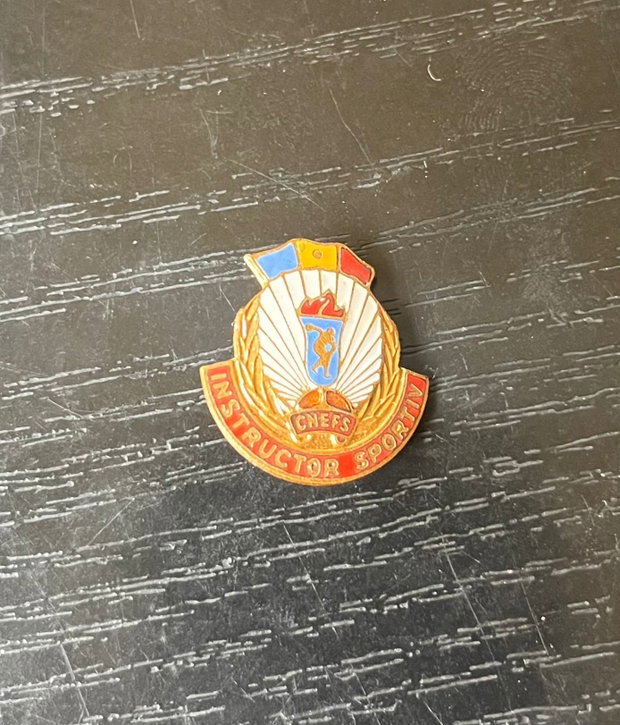 Insignă Colecție RSR  Instructor Sportiv CNEFS Anii 70-80