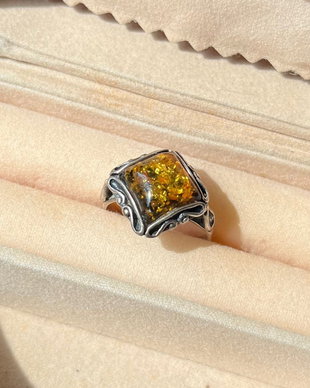 Inel deosebit din Argint 925 cu Chihlimbar Natural de Baltica  Stil Vintage