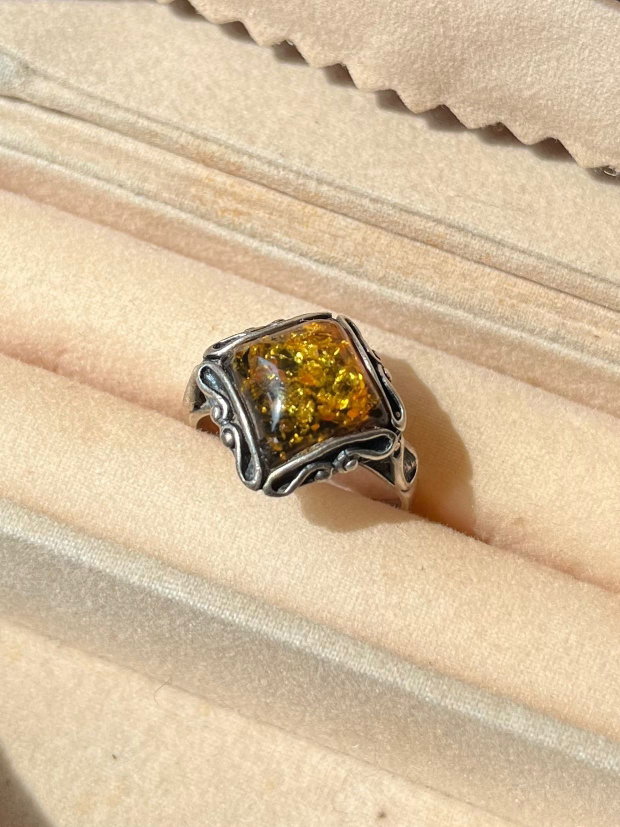Inel deosebit din Argint 925 cu Chihlimbar Natural de Baltica Stil Vintage