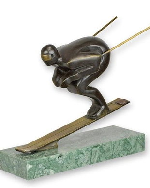 Schior-statueta din bronz cu un soclu din marmura