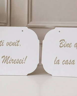 Plăcuțele personalizate Bine ați venit la casa Miresei și Bine ați venit la casa Mirelui