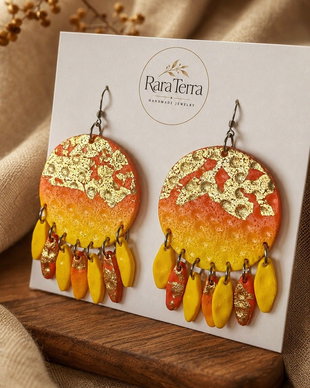 Cercei statement Golden Ember  RaraTerra Solstice Collection | Lut polimeric, foiță aurie