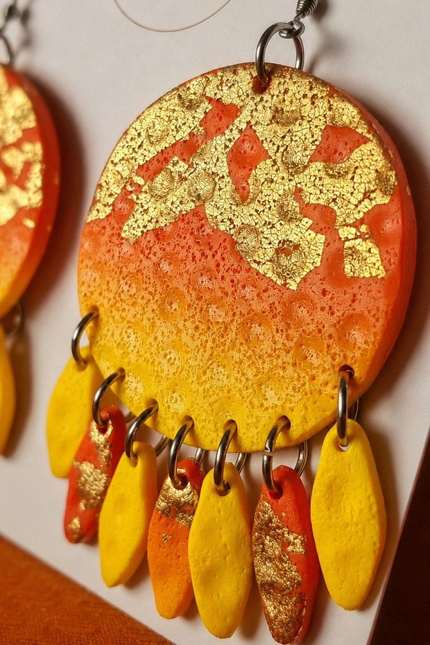 Cercei statement Golden Ember RaraTerra Solstice Collection | Lut polimeric, foiță aurie