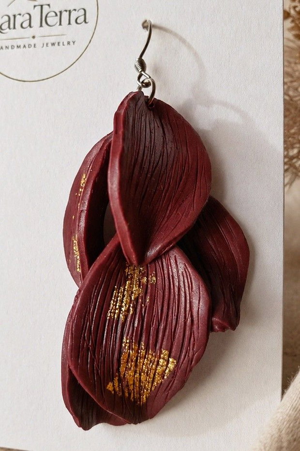 Cercei statement Botanica Velvet Wine | Lut polimeric și foiță aurie | RaraTerra