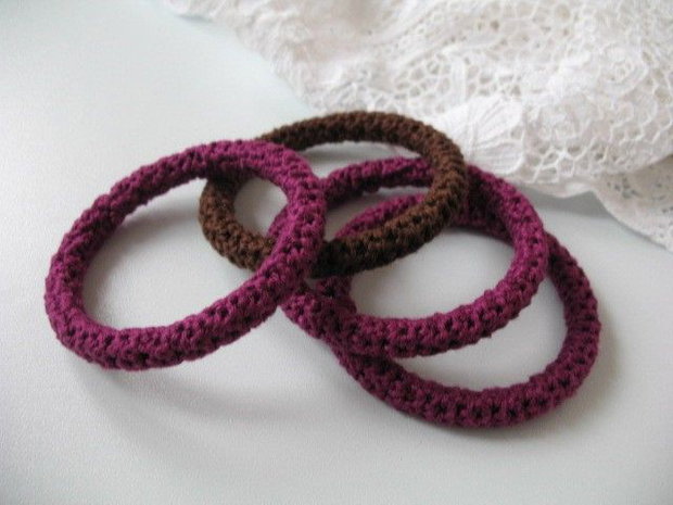 Bratara crosetata