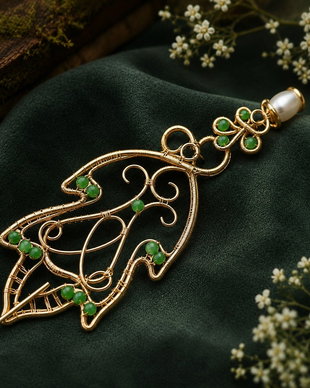 Broșă  Elven Leaf