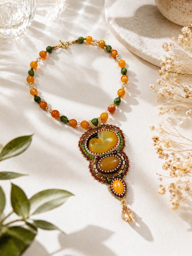 Colier statement, unicat, cu agate, aventurin si jad