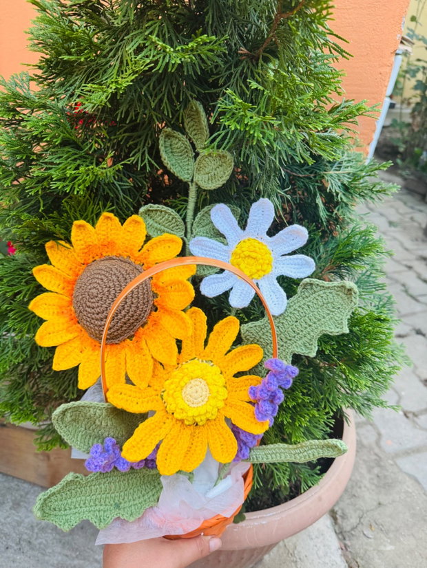 Aranjament floral crosetat