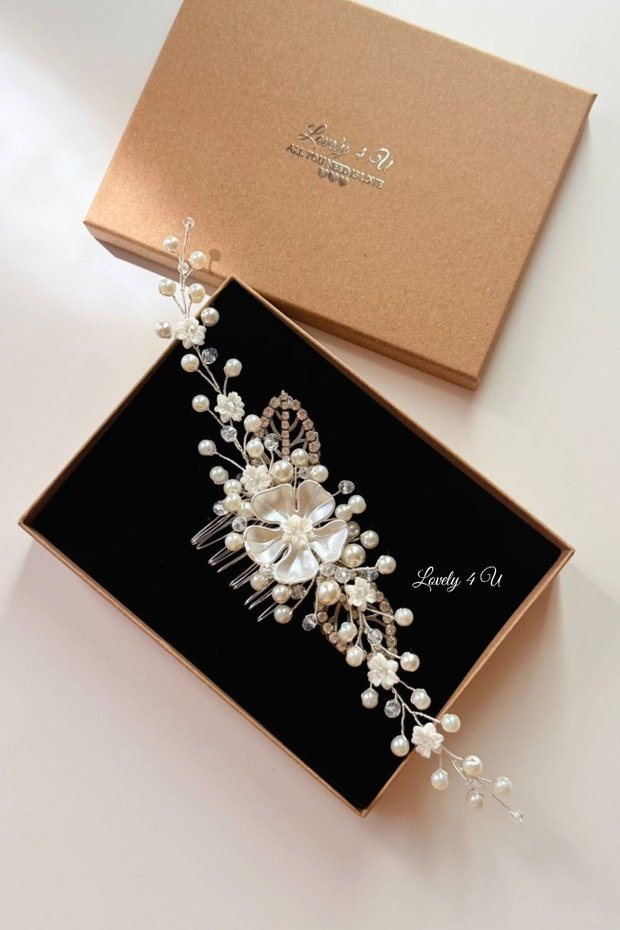 Rihanna Bridal comb - Accesoriu par cu flori și perle