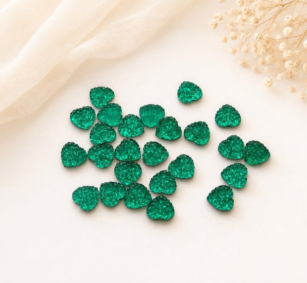 Cabochon inima din rasina