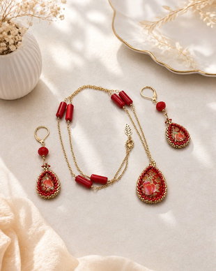 Set handmade colier și cercei cu cabochoane Tensha si coral rosu