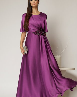 Rochie lunga mov de seara din voal cu accesoriu in talie