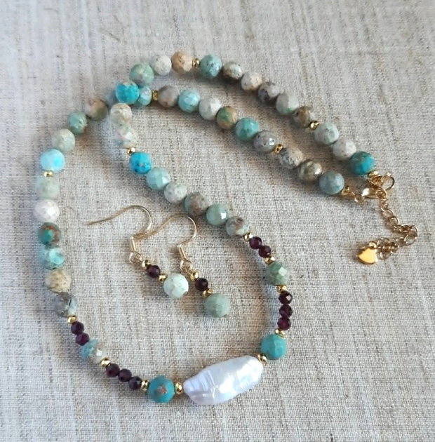 Pământ și mare - Set cu coral natural, granat și perlă barocă