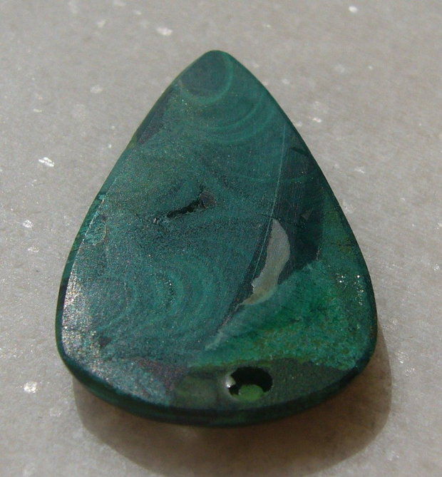 Malachit natural cabochon aprox 30.8x18.5x3.7 mm