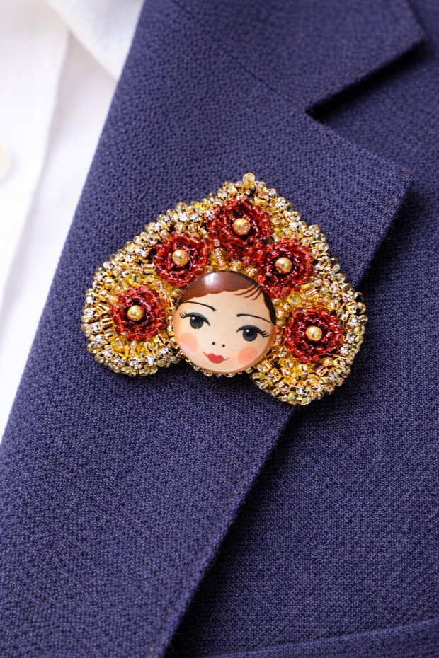 Broșă Matrioska -ArtByHand