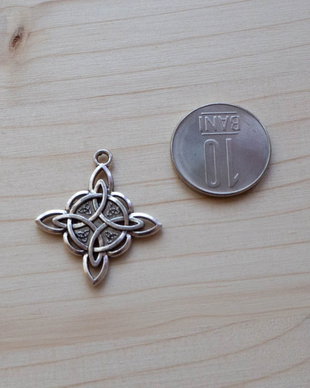 Pandantiv Witch Knot  simbol magic celtic
